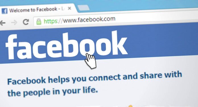 Facebook-loses-daily-users-for-1st-time-ad-growth-slows